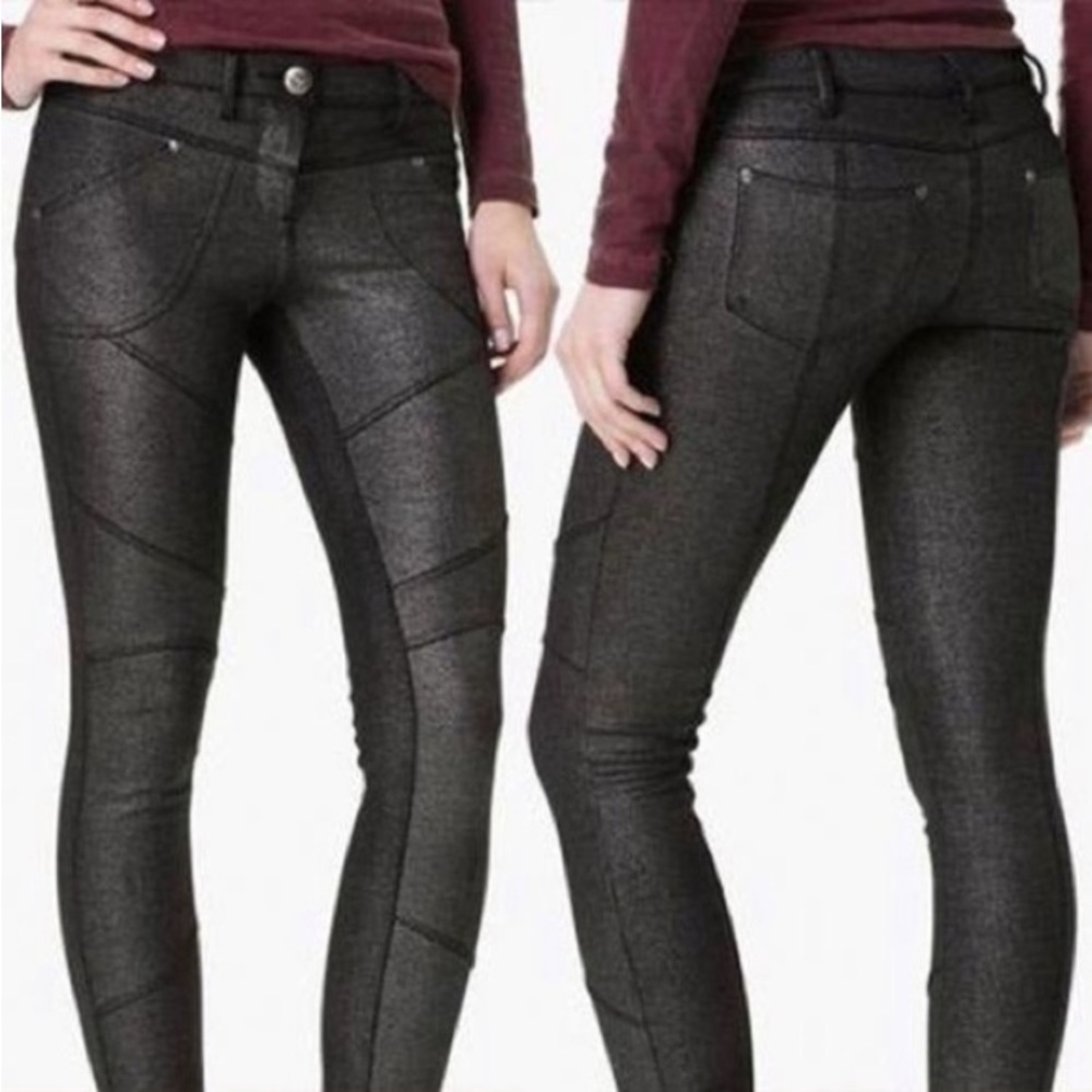 FREE PEOPLE. Black‎ Metallic Moto Size 26